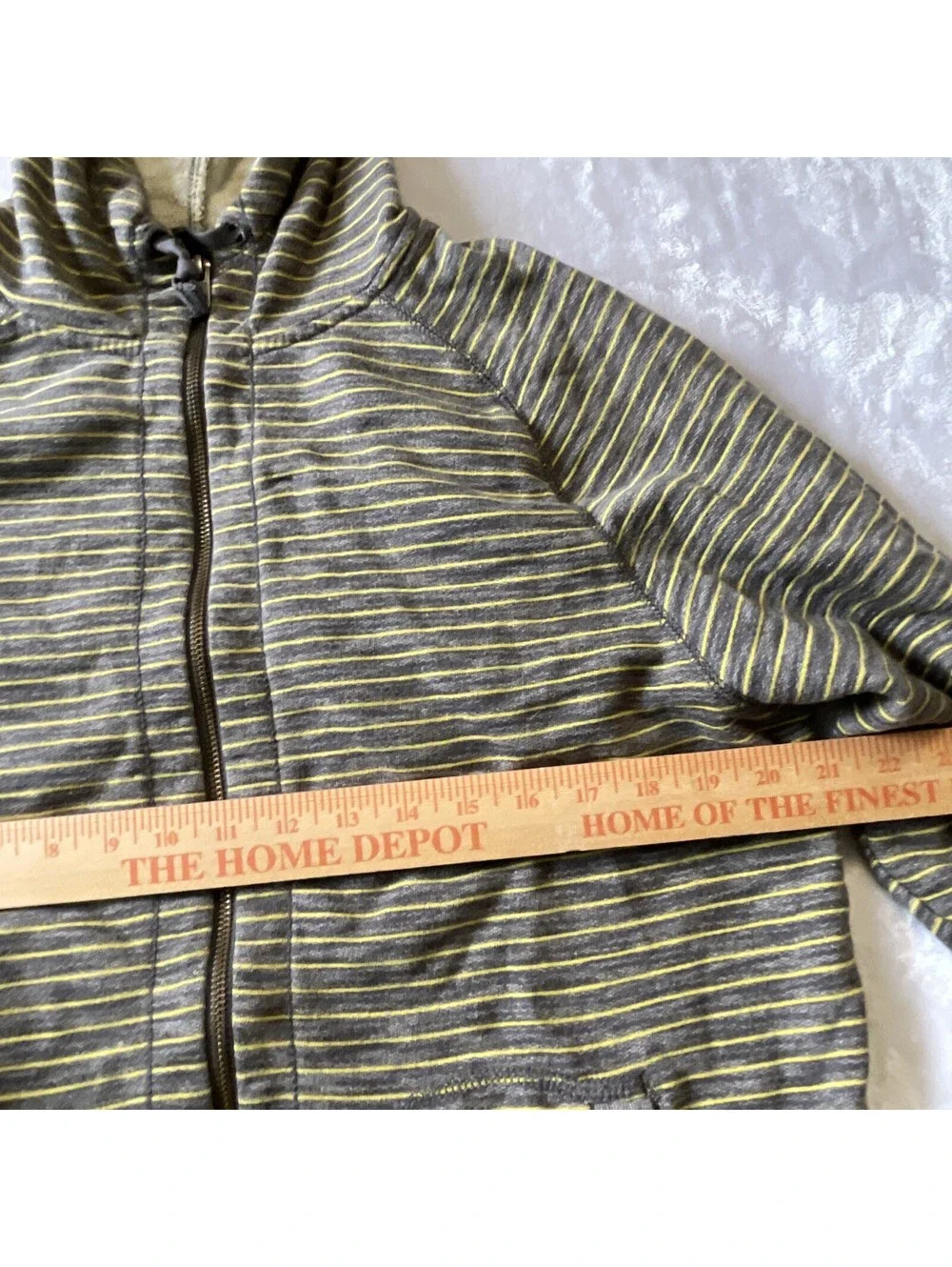 North Face Cozy Men’s Charcoal Yellow Striped Zippered Hoodie With Pockets Med